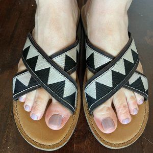 Womens Toms Sandals Sz 10